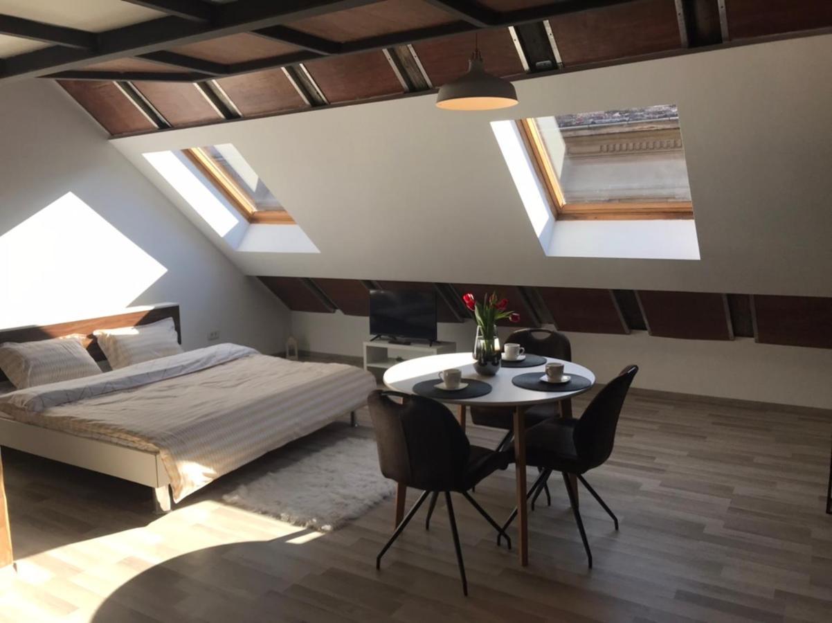 Savoya Nr2 Loft Studio Old City Center Self Check-In Workspace تيميشورا المظهر الخارجي الصورة